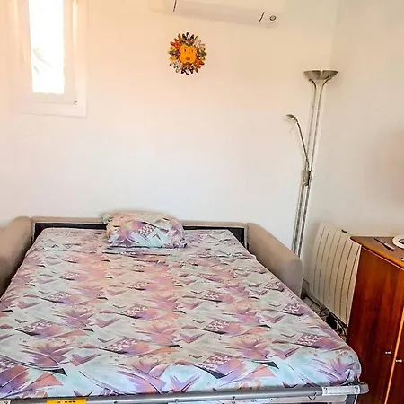 Διαμέρισμα 4 Pers Avec Piscine, Parking Securise, Bbq Et Proche - Fr-1-81-281 *